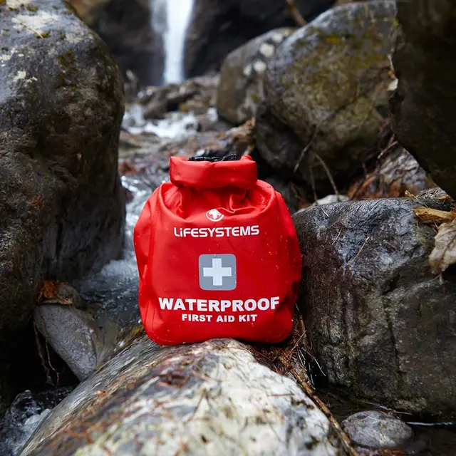 Førstehjelpsett Lifesystems First Aid Kit Waterproof 