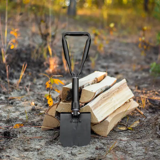 Spade Coghlans Folding Shovel 